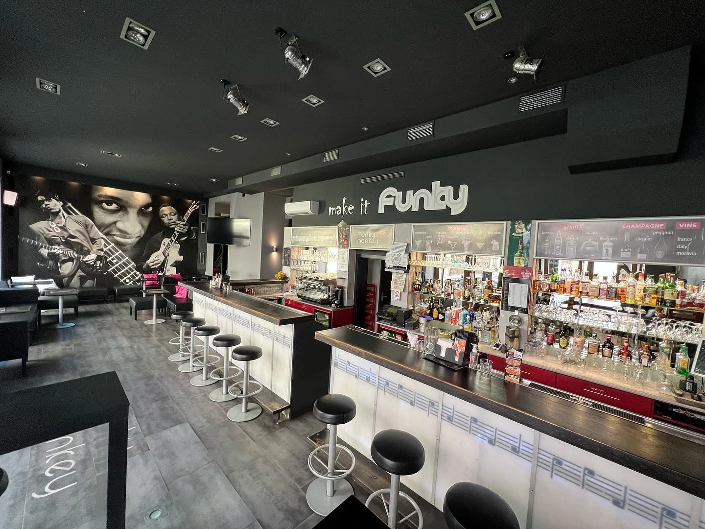 Funky Monkey